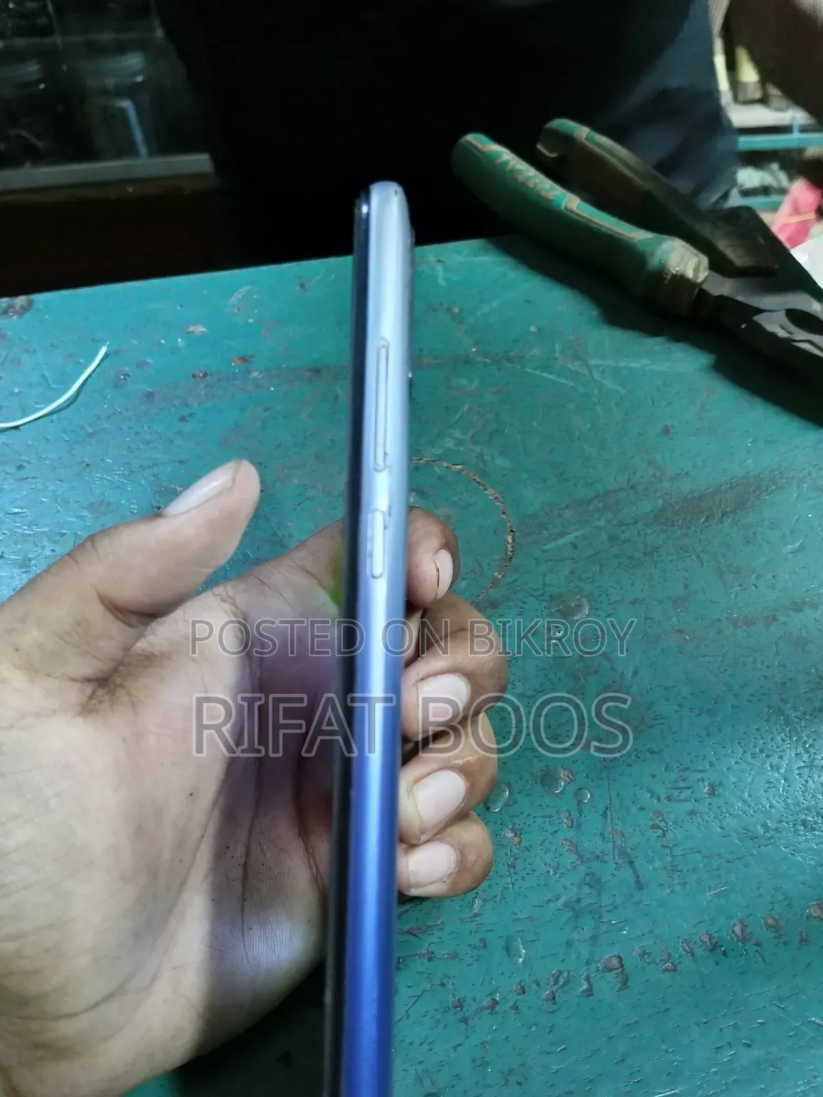 ওয়ালটন প্রিমো আর ৮ ৬৪ জিবি ব্লু