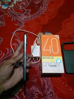 টেকনো স্পার্ক ৪০ ১২৮ জিবি ব্ল্যাক