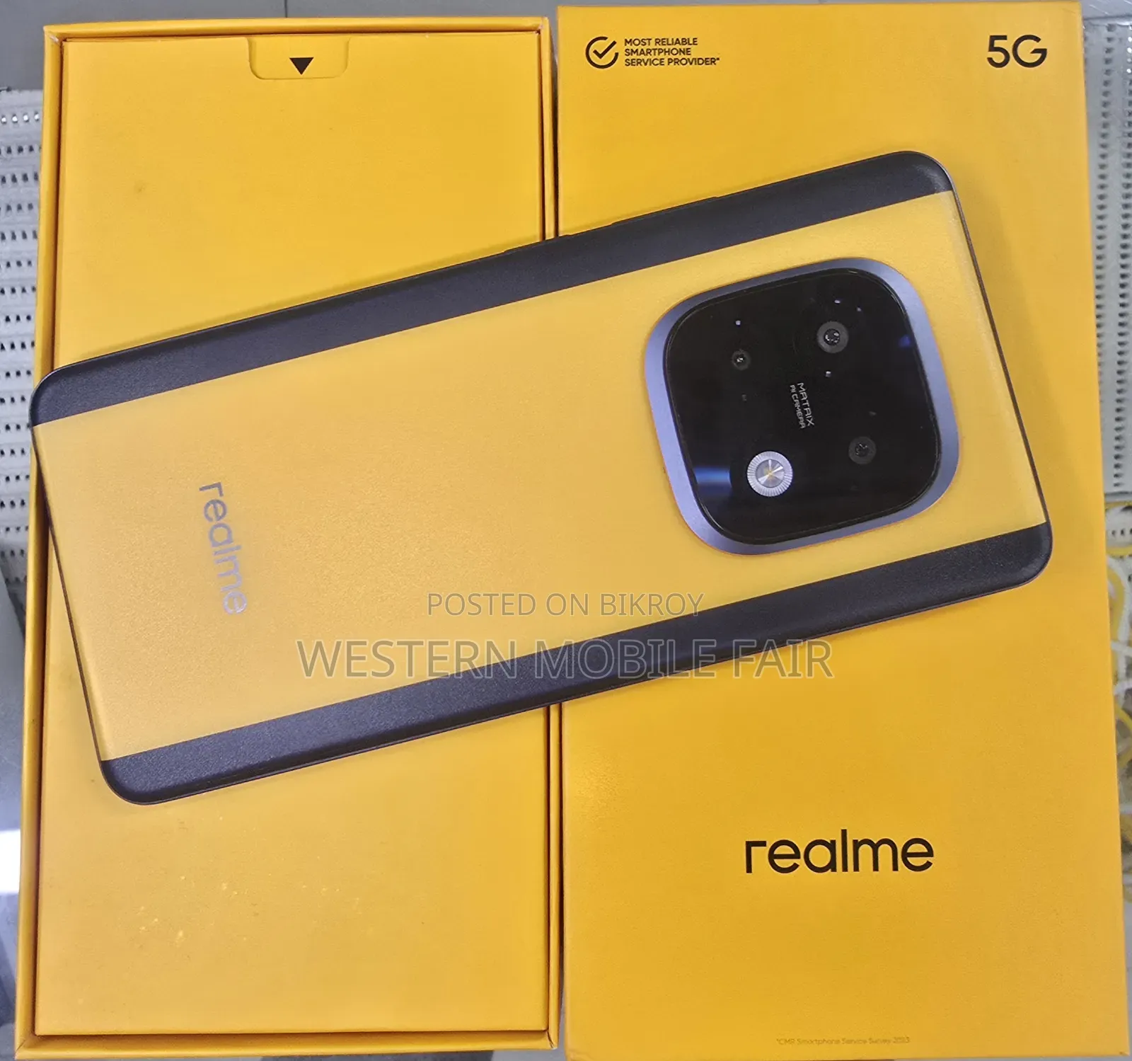 Realme 128 GB Yellow