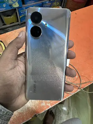 Realme 10 Pro+ 128 GB Gold