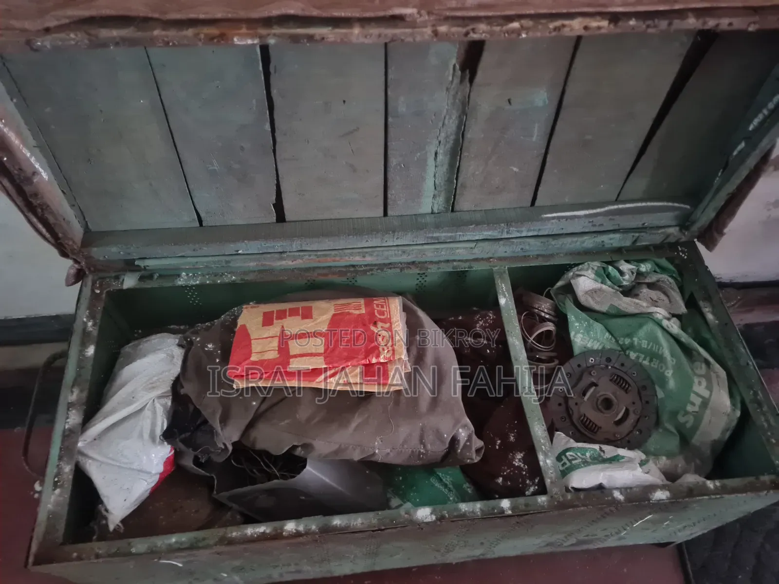 গাড়ির যন্ত্রাংশ বিক্রি
