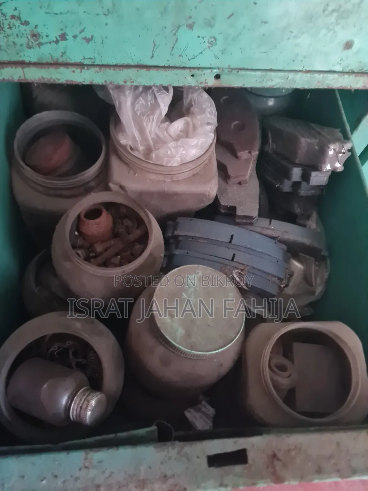 গাড়ির যন্ত্রাংশ বিক্রি