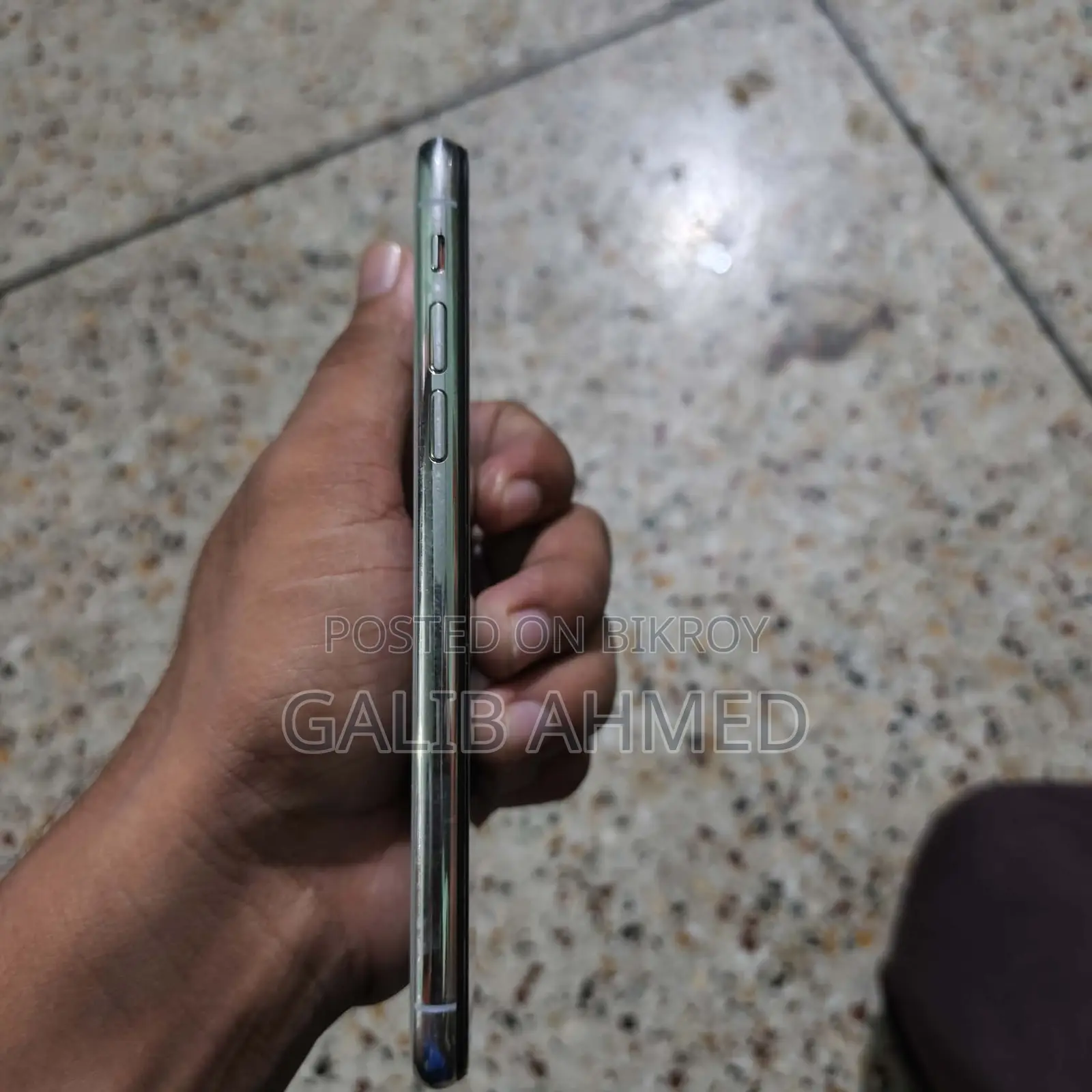 অ্যাপল আইফোন এক্সএস ৬৪ জিবি হোয়াইট