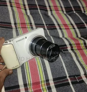 DSLR Camera