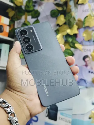 রিয়েলমি ১২৮ জিবি ব্ল্যাক