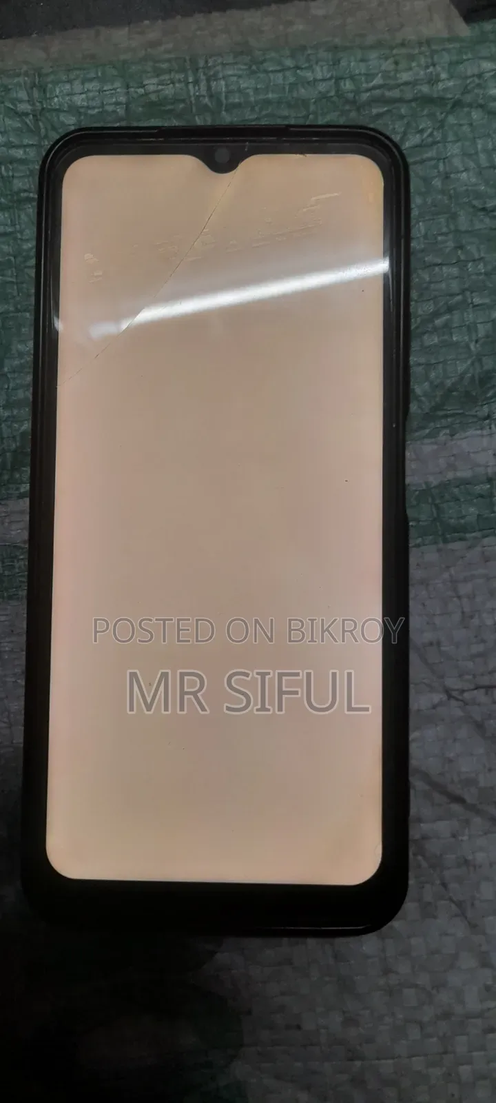 রিয়েলমি সি৩৩ ৩২ জিবি ব্লু