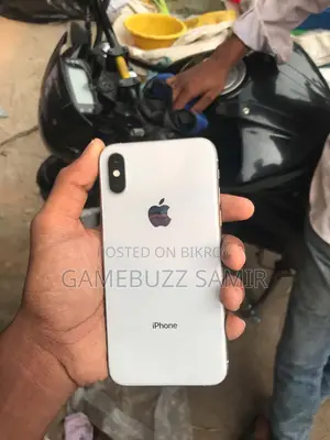 অ্যাপল আইফোন এক্সএস ৬৪ জিবি সাদা