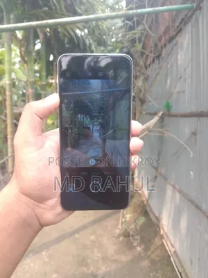 ইনফিনিক্স হট ৩০আই ১২৮ জিবি হোয়াইট