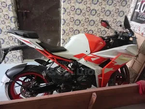 KTM RC 125 2025 Red