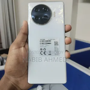 টেকনো স্পার্ক ২০ প্রো প্লাস ২৫৬ জিবি হোয়াইট