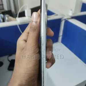 টেকনো স্পার্ক ২০ প্রো প্লাস ২৫৬ জিবি হোয়াইট
