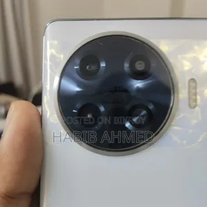টেকনো স্পার্ক ২০ প্রো প্লাস ২৫৬ জিবি হোয়াইট