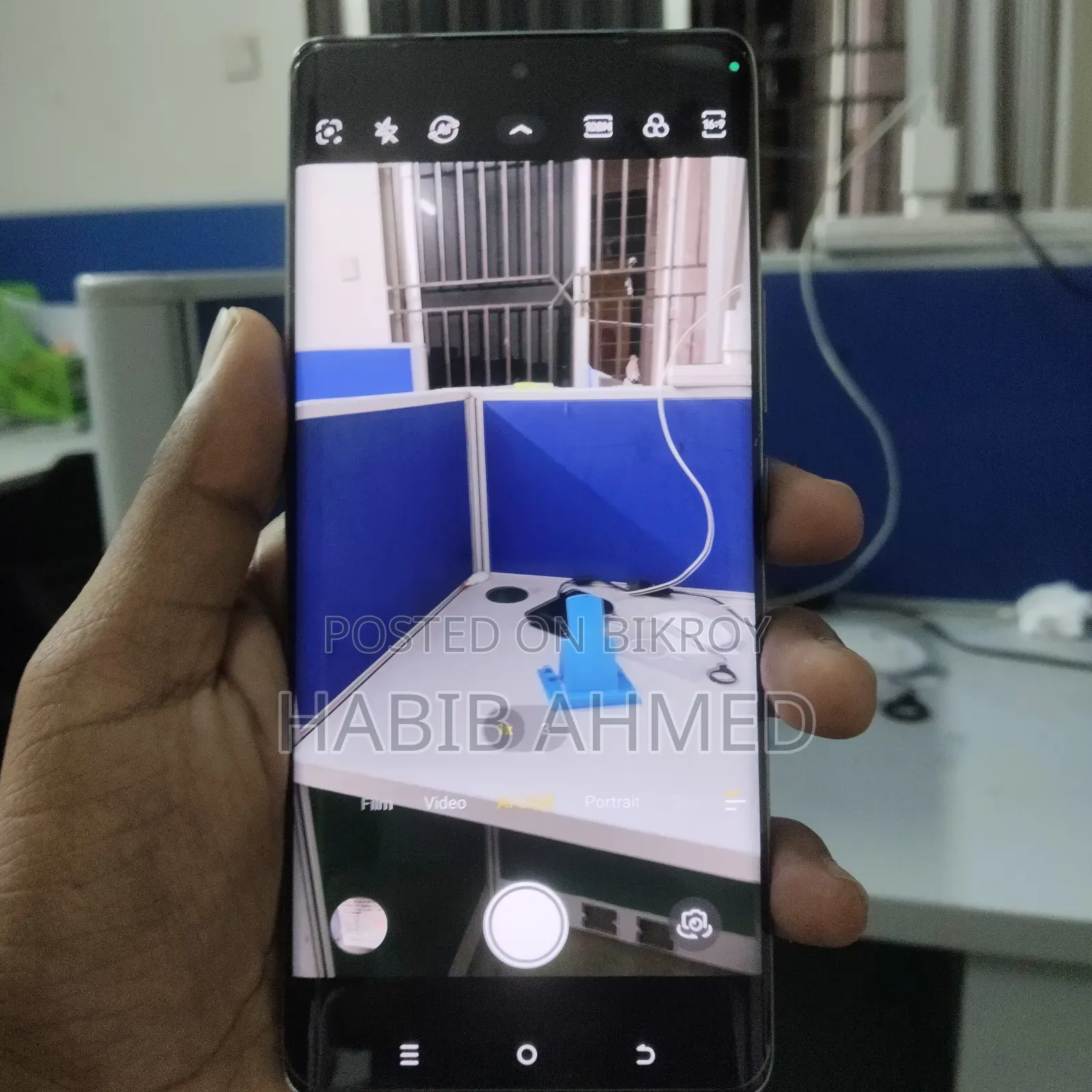 টেকনো স্পার্ক ২০ প্রো প্লাস ২৫৬ জিবি হোয়াইট
