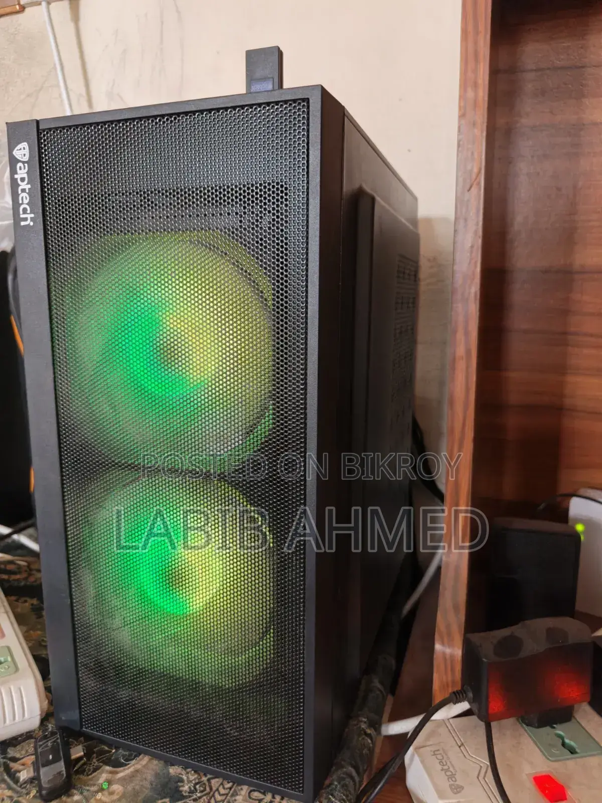 Desktop Computer Gigabyte 16GB AMD Ryzen 5 SSD 512GB