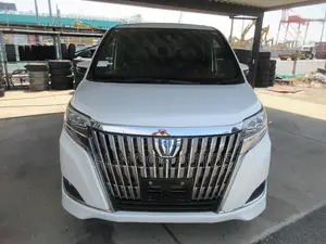 Toyota Esquire 2021 Pearl