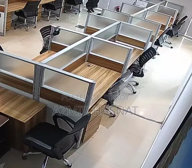 28 Office Workstations, Aluminum Frame, Good as New | Gulshan 1, Dhaka