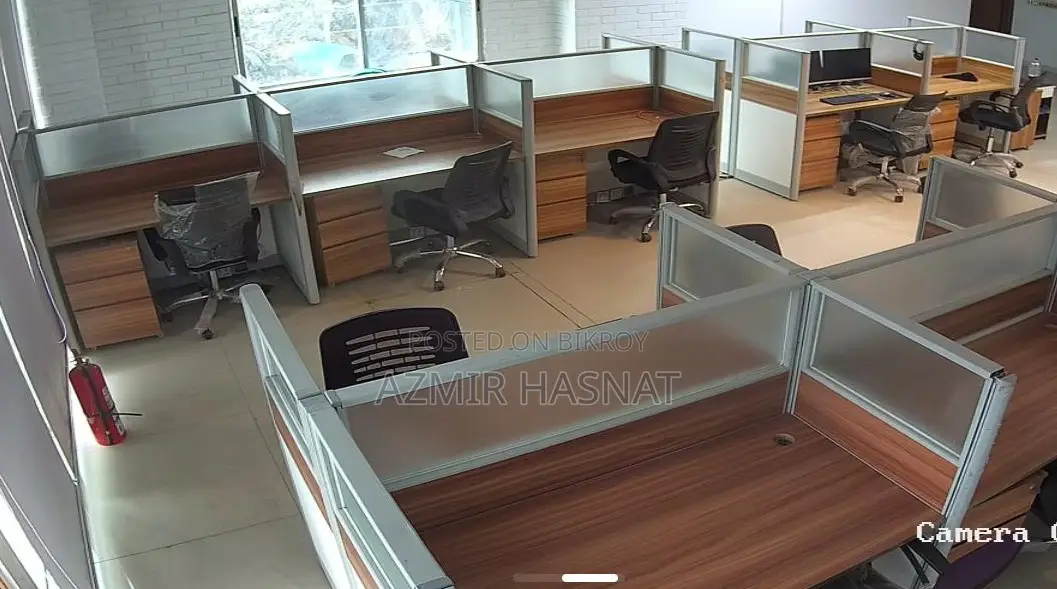 28 Office Workstations, Aluminum Frame, Good as New | Gulshan 1, Dhaka