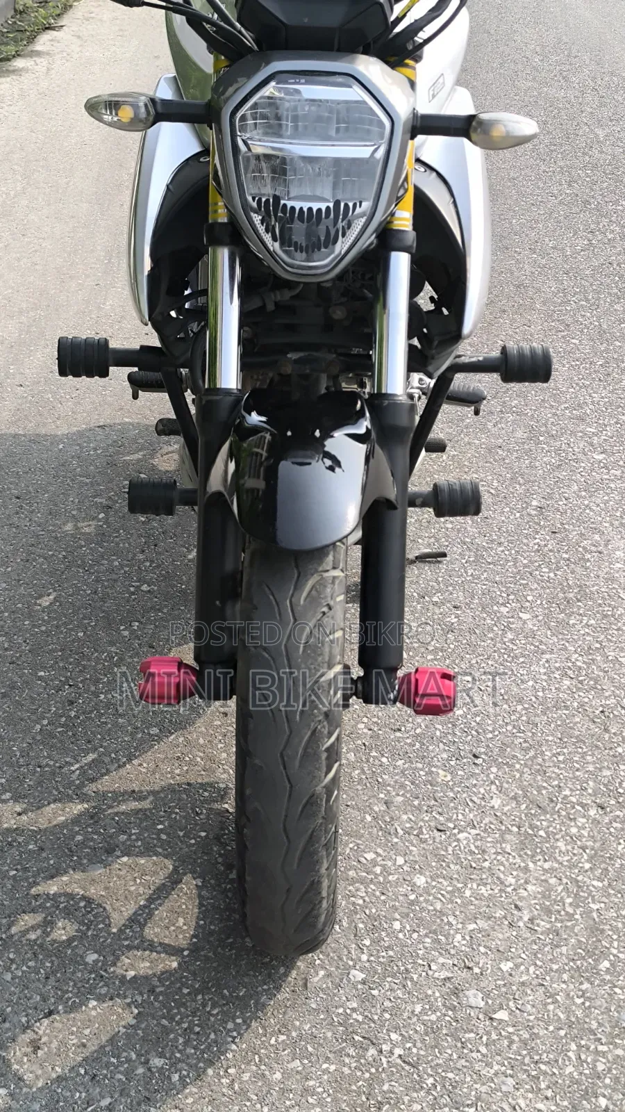 Suzuki Gixxer 2022 Silver