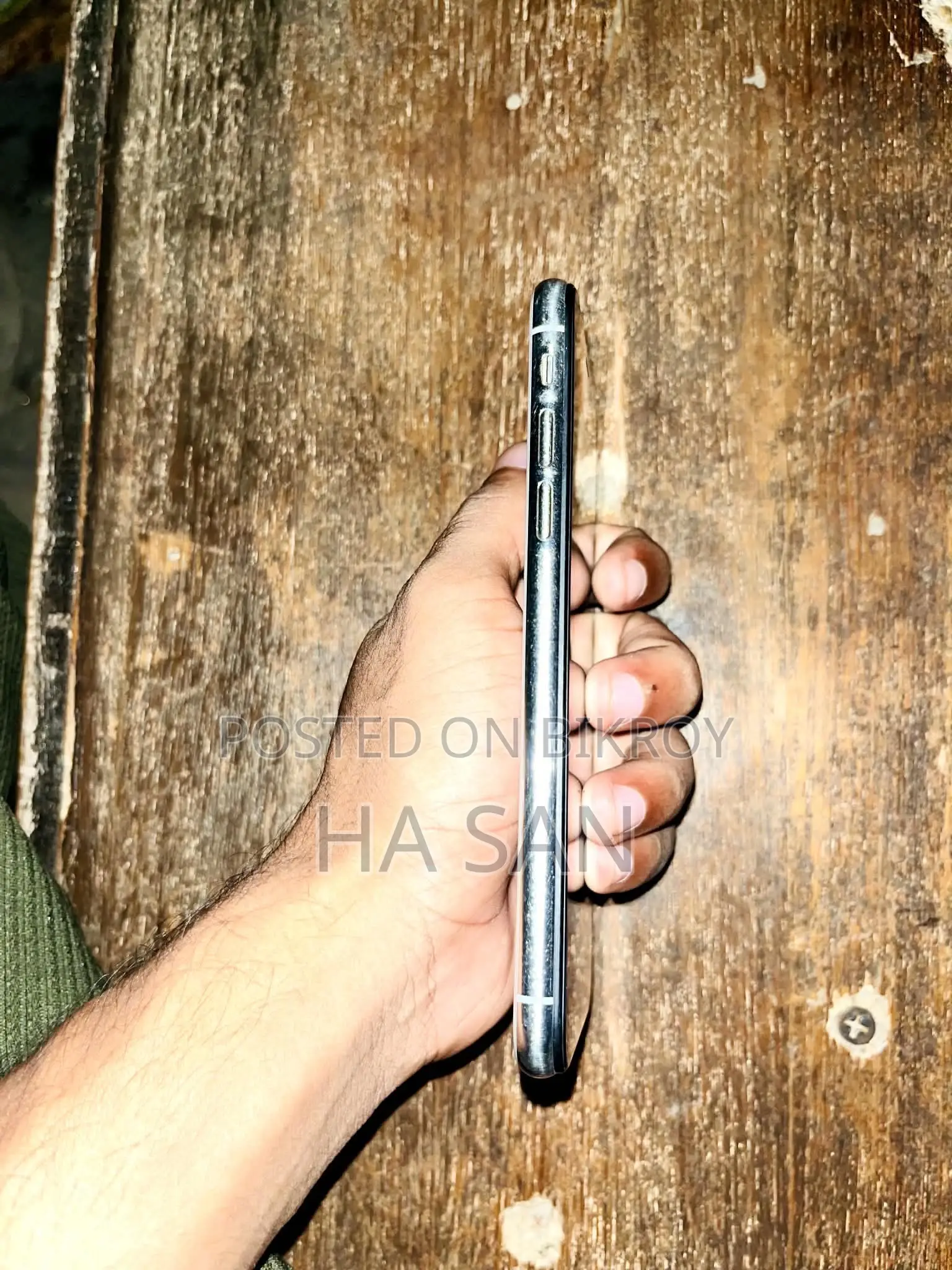 অ্যাপল আইফোন এক্স ২৫৬ জিবি হোয়াইট