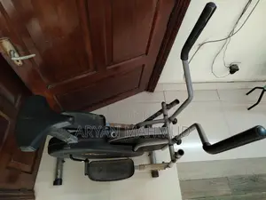 সাইক্লিং এক্সারসাইজ মেশিন