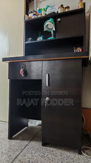 Reading Table
