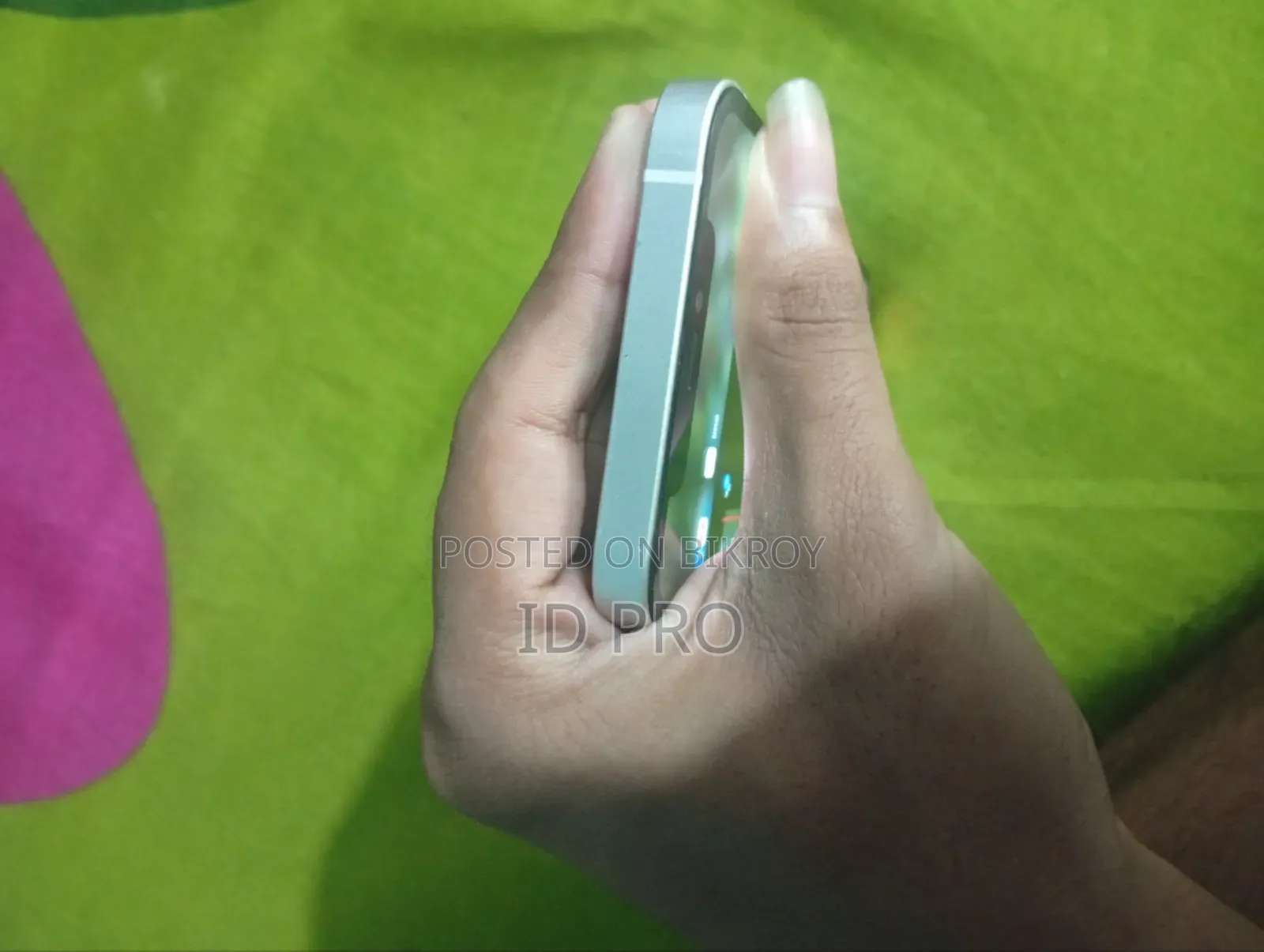 অ্যাপল আইফোন ১২ ১২৮ জিবি হোয়াইট