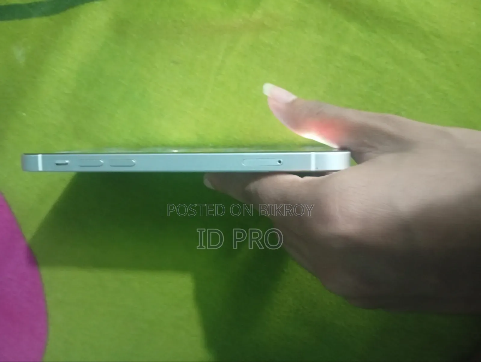 অ্যাপল আইফোন ১২ ১২৮ জিবি হোয়াইট