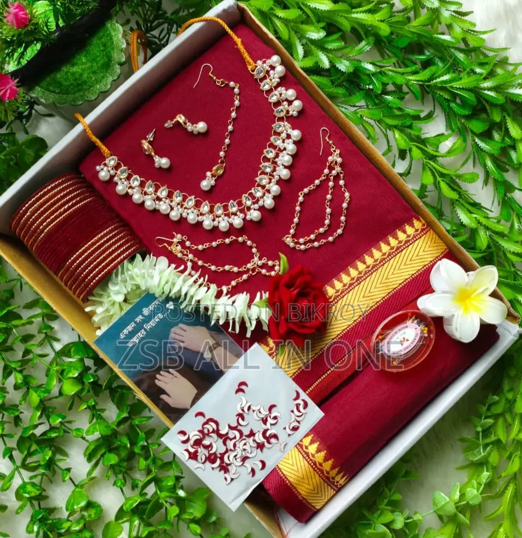 শাড়ি গিফট কম্বো