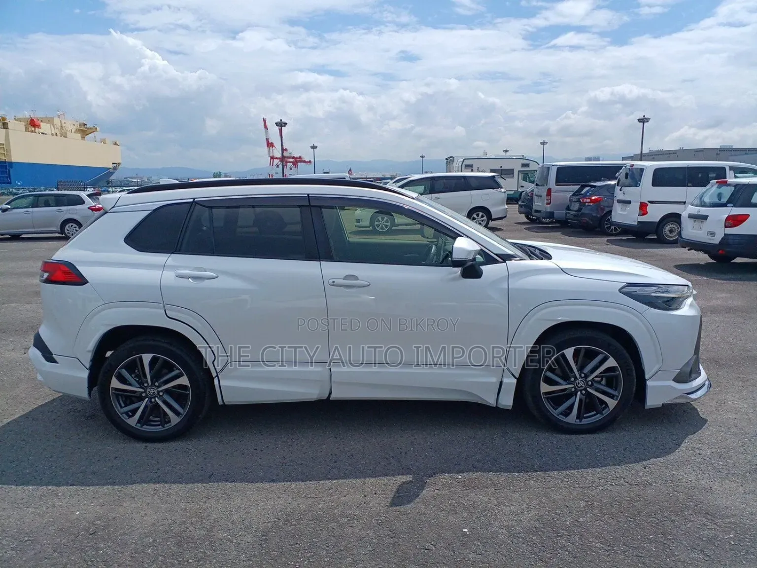 Toyota Corolla LE 2023 Pearl