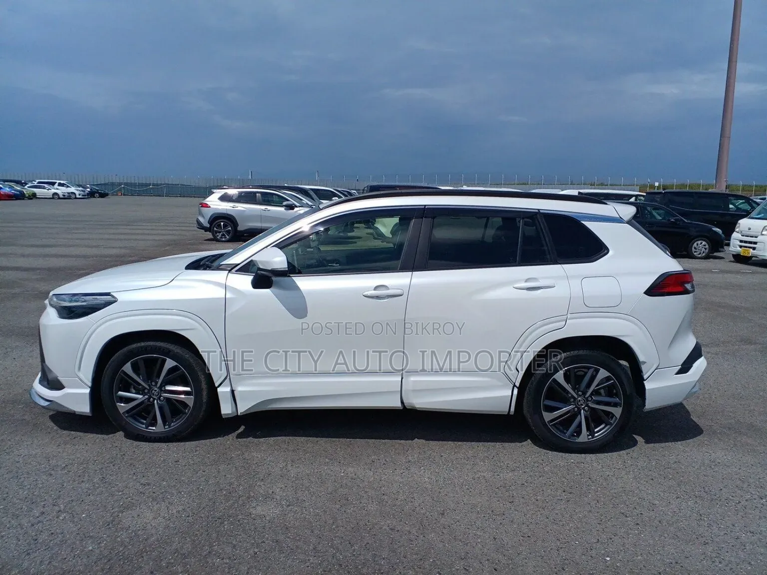 Toyota Corolla LE 2023 Pearl