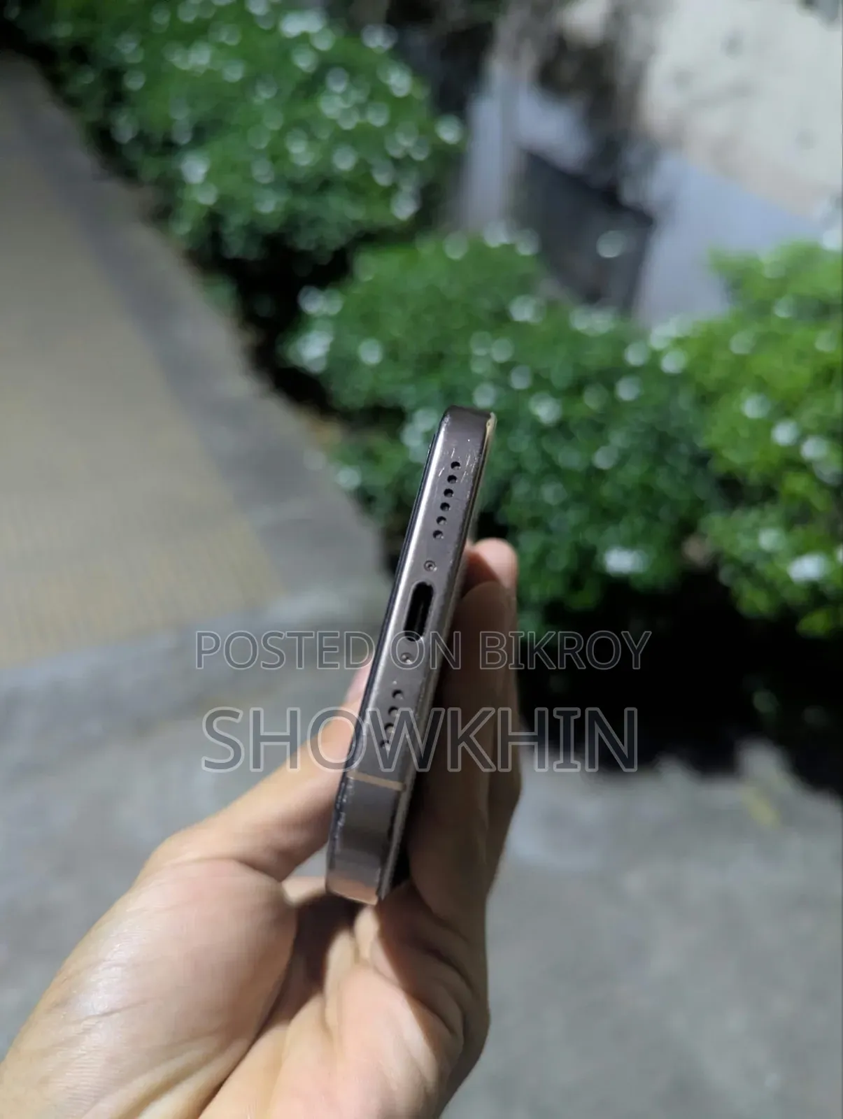 অ্যাপল আইফোন ১৬ প্রো ম্যাক্স ২৫৬ জিবি হোয়াইট