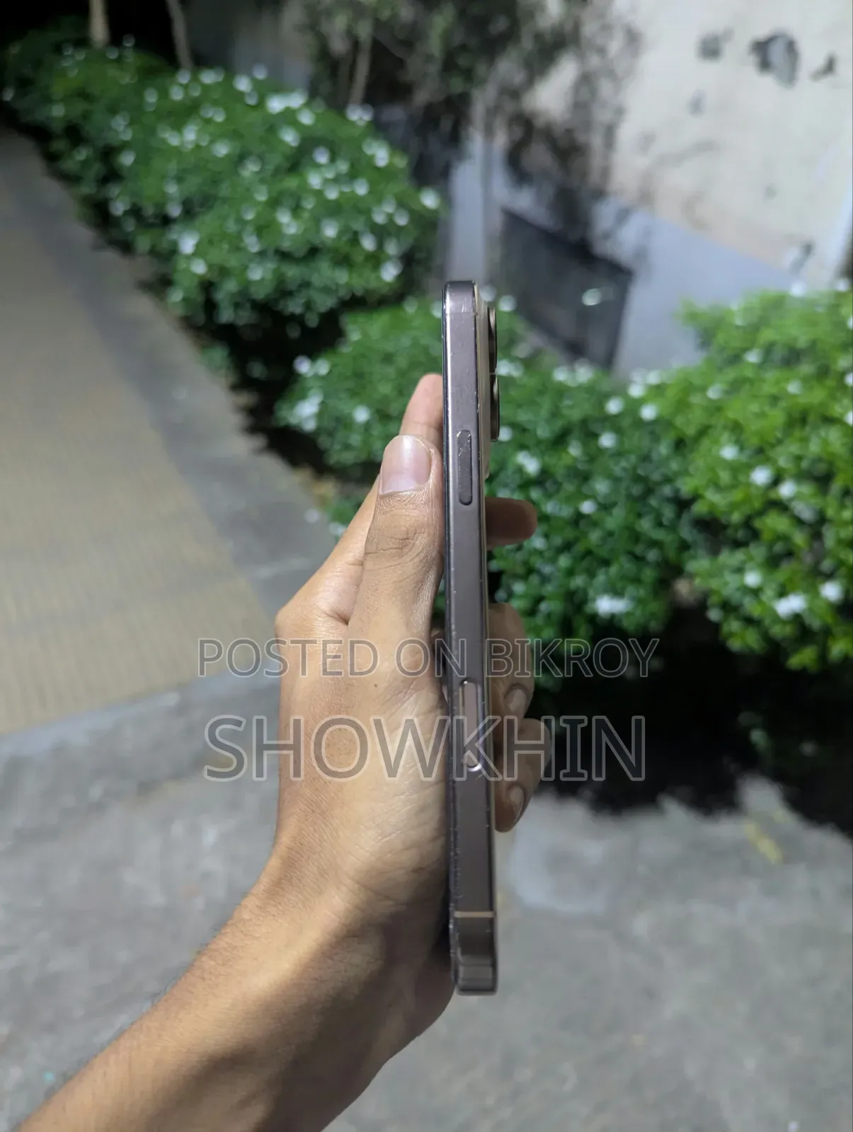 অ্যাপল আইফোন ১৬ প্রো ম্যাক্স ২৫৬ জিবি হোয়াইট