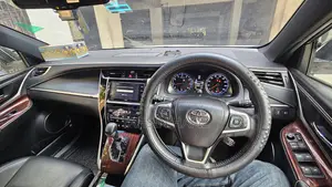 Toyota Harrier 2017 Pearl