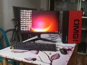 Desktop Computer MSI 24GB AMD Ryzen 5 SSD 1T