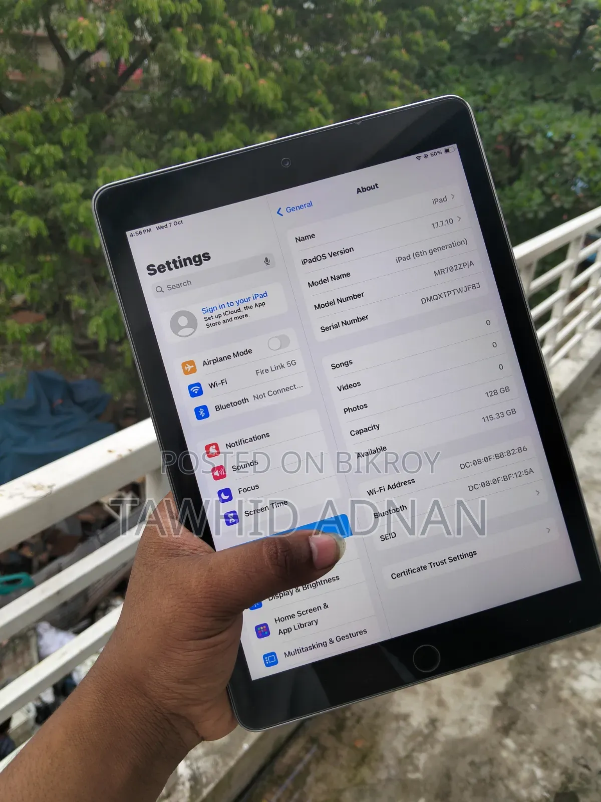 Apple iPad Wi-Fi 64 GB Gray