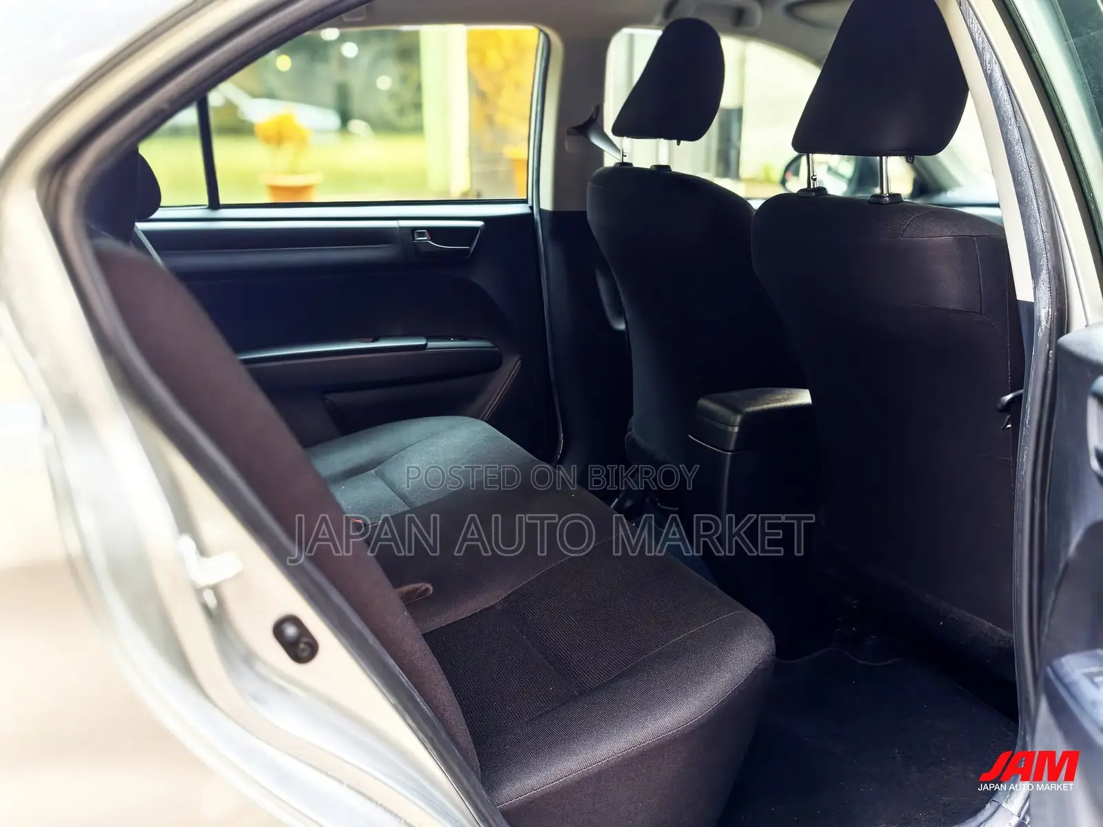 Toyota Axio 2021 Silver