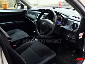 Toyota Axio 2021 Silver