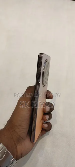ওপ্পো রেনো১২ এফ ৪জি ২৫৬ জিবি কমলা