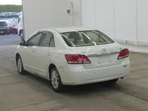 Toyota Premio 1.5 Front-Wheel Drive 2021 Pearl