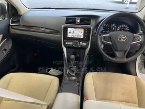 Toyota Premio 1.5 Front-Wheel Drive 2021 Pearl