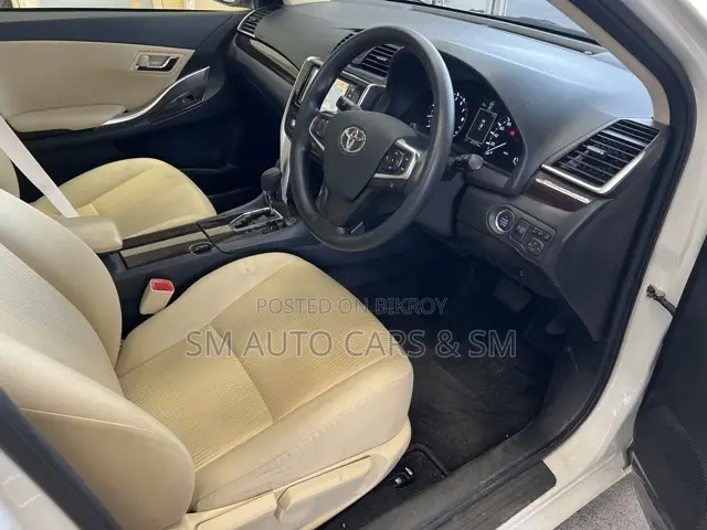 Toyota Premio 1.5 Front-Wheel Drive 2021 Pearl