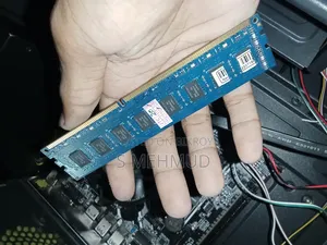 Desktop Computer 4GB Intel Core i3 SSD 128GB