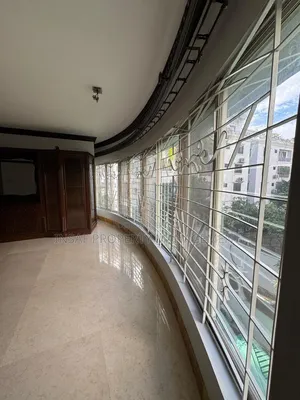 গুলশানে ৪ বেডরুমের অ্যাপার্টমেন্ট ভাড়ার জন্য