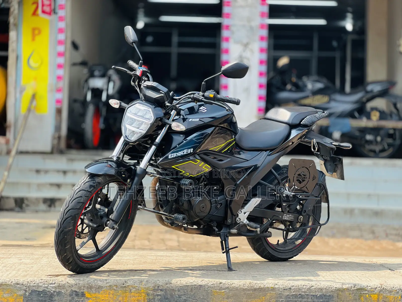 Suzuki Gixxer 2023 Black