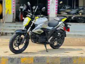 Suzuki Gixxer 2021 Silver