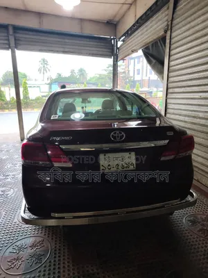 টয়োটা প্রিমিও ২০১৭ মেরুন