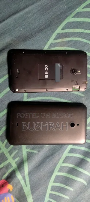 নোকিয়া লুমিয়া ১৩২০ ৮ জিবি ব্ল্যাক