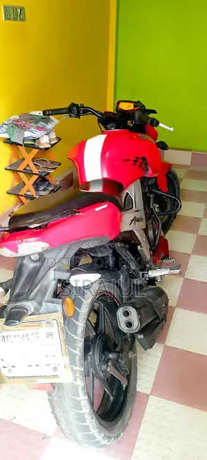 TVS Apache 160 4V 2021 Red