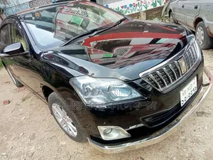 টয়োটা প্রমিও ২০১৩ কালো