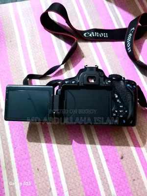 Canon Eos 700D With 55-250mm Joom Lens